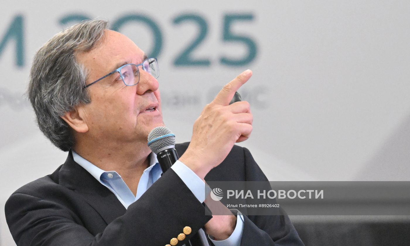 KAZANFORUM 2025. Лекция Гильермо Пеньялоса