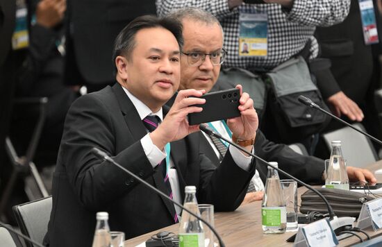 KAZANFORUM 2025. Заседание Группы стратегического видения "Россия - Исламский мир"