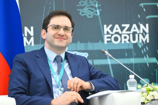 KAZANFORUM 2025. Заседание Российско-Таджикского делового совета