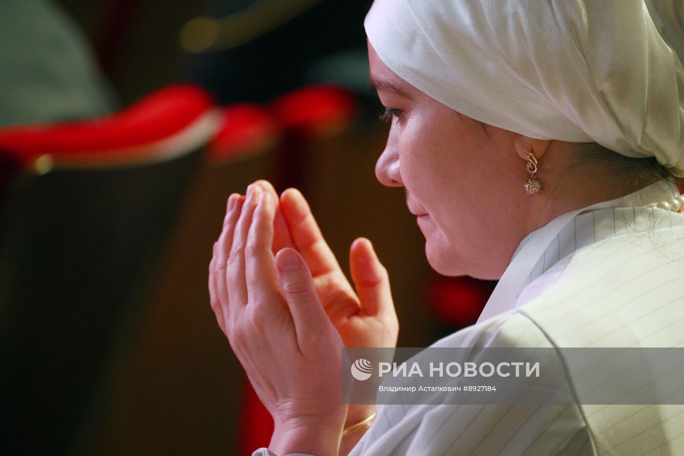 KAZANFORUM 2025. Пленарное заседание XV Всероссийского Форума татарских религиозных деятелей "Национальная самобытность и религия"