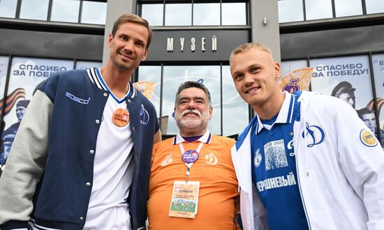 Посадка деревьев в рамках фестиваля "Черешневый лес"