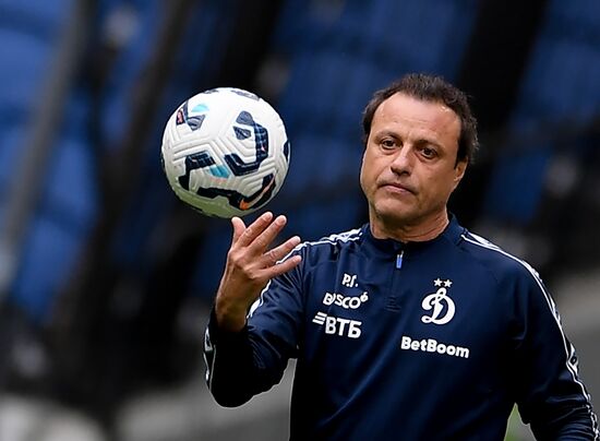 Футбол. РПЛ. "Динамо М" (Москва) - "Акрон" (Тольятти)