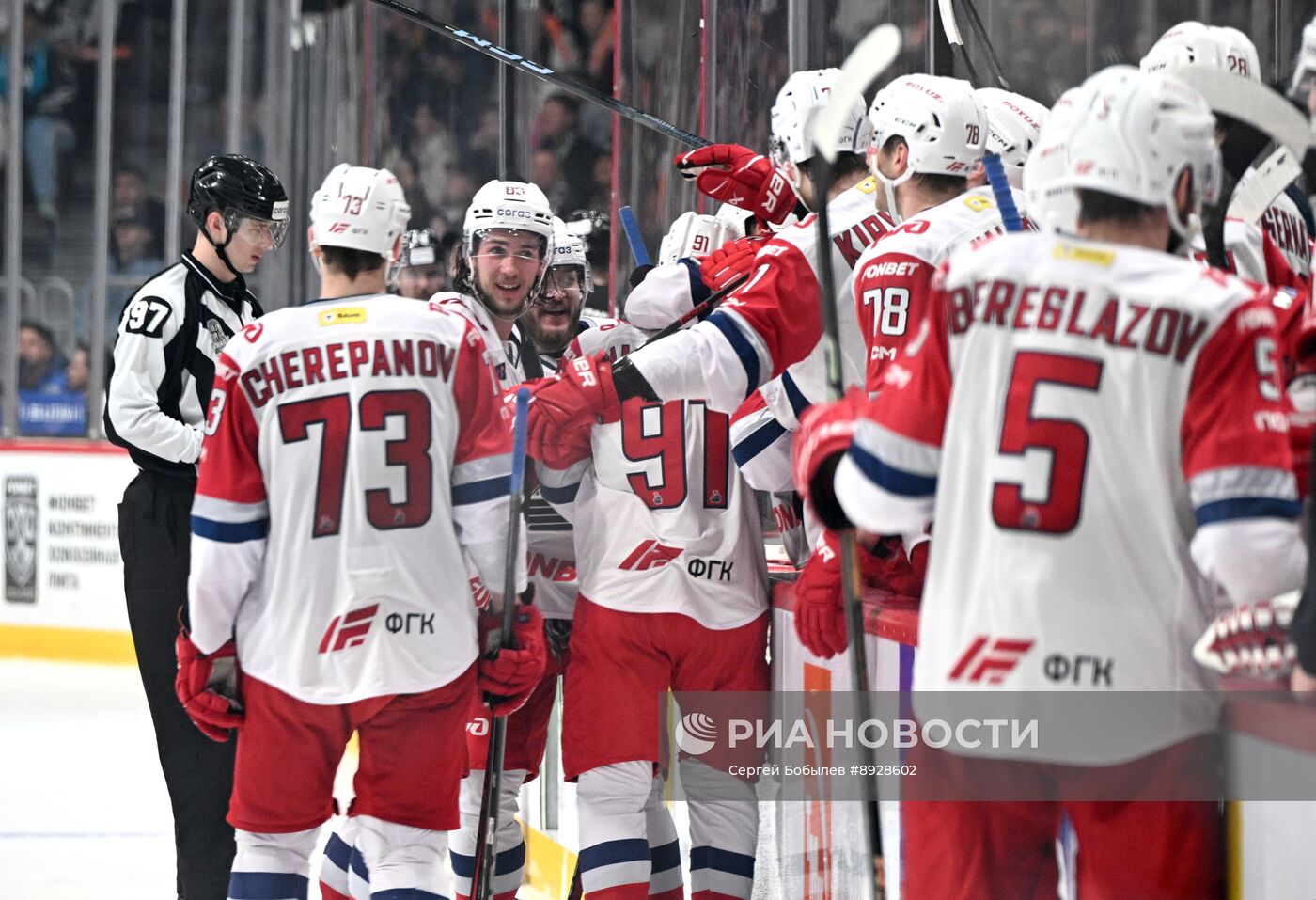 Хоккей. КХЛ. "Трактор" (Челябинск) - "Локомотив" (Ярославль)