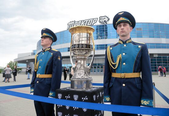 Хоккей. КХЛ. "Трактор" (Челябинск) - "Локомотив" (Ярославль)