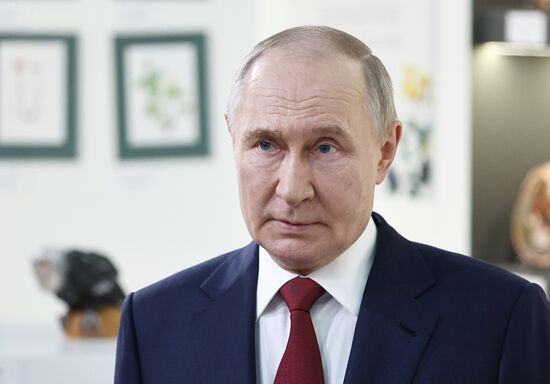 Рабочая поездка президента Владимира Путина в Сочи 