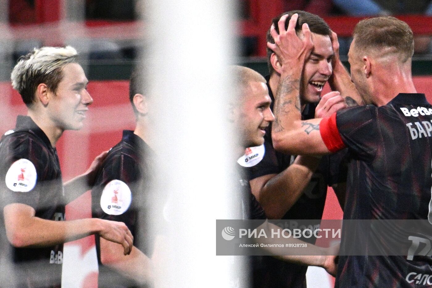 Футбол. РПЛ. "Локомотив" (Москва) -  ЦСКА (Москва)