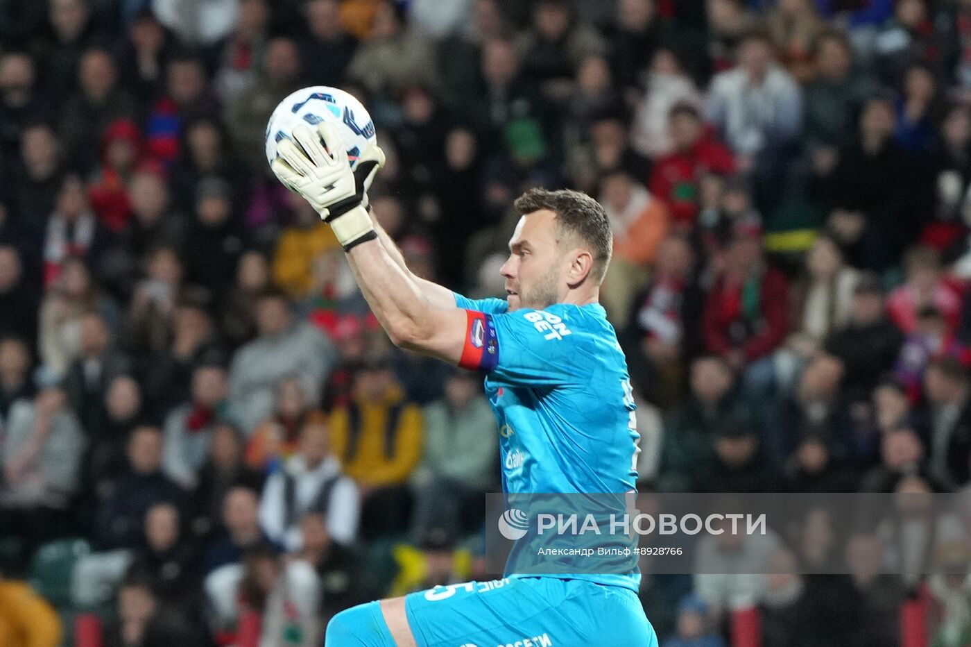 Футбол. РПЛ. "Локомотив" (Москва) -  ЦСКА (Москва)