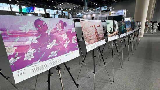 KAZANFORUM 2025. Выставка Международного конкурса фотожурналистики имени Андрея Стенина