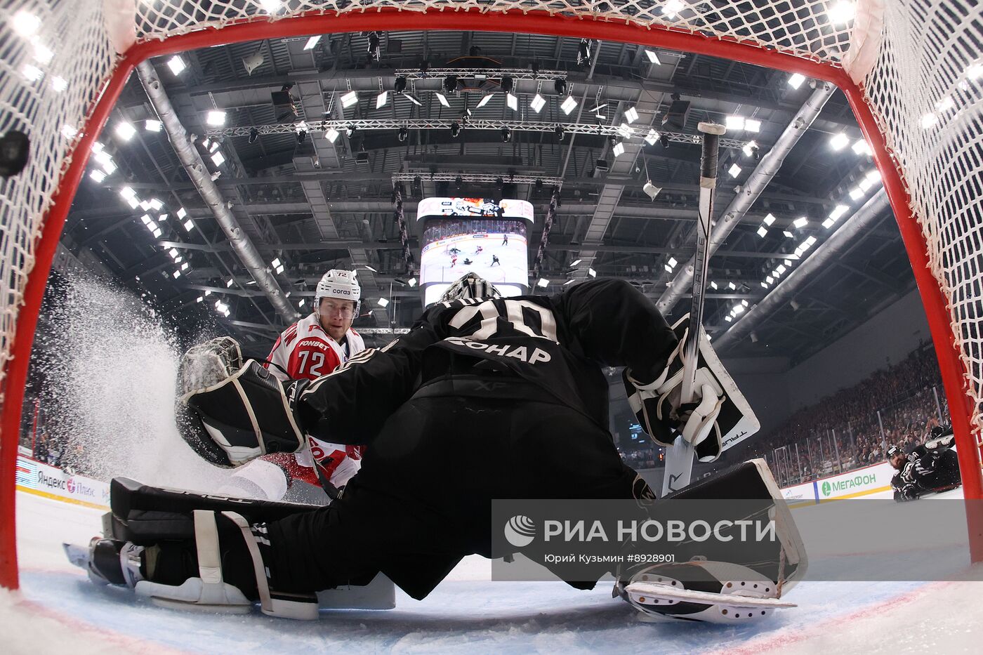 Хоккей. КХЛ. "Трактор" (Челябинск) - "Локомотив" (Ярославль)