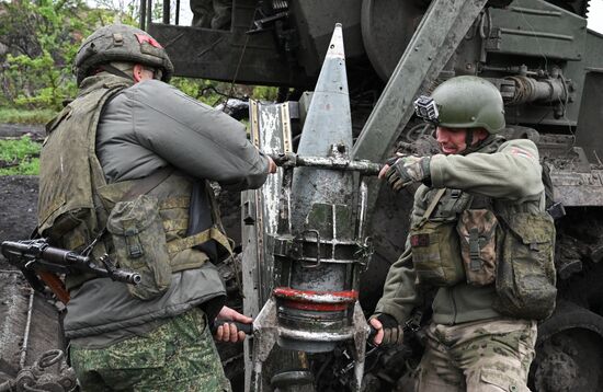 Боевая работа расчета САУ 2С7М "Малка" группировки войск "Центр" на Красноармейском направлении СВО