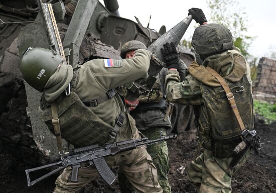 Боевая работа расчета САУ 2С7М "Малка" группировки войск "Центр" на Красноармейском направлении СВО