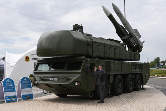 Открытие международной выставки вооружений и военной техники MILEX 2025