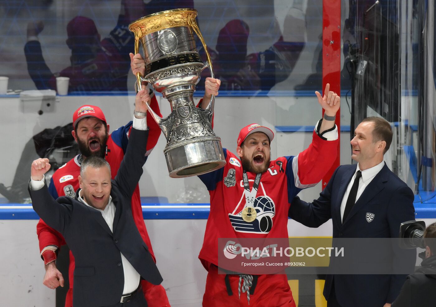 Хоккей. КХЛ. "Локомотив" (Ярославль) - "Трактор" (Челябинск)