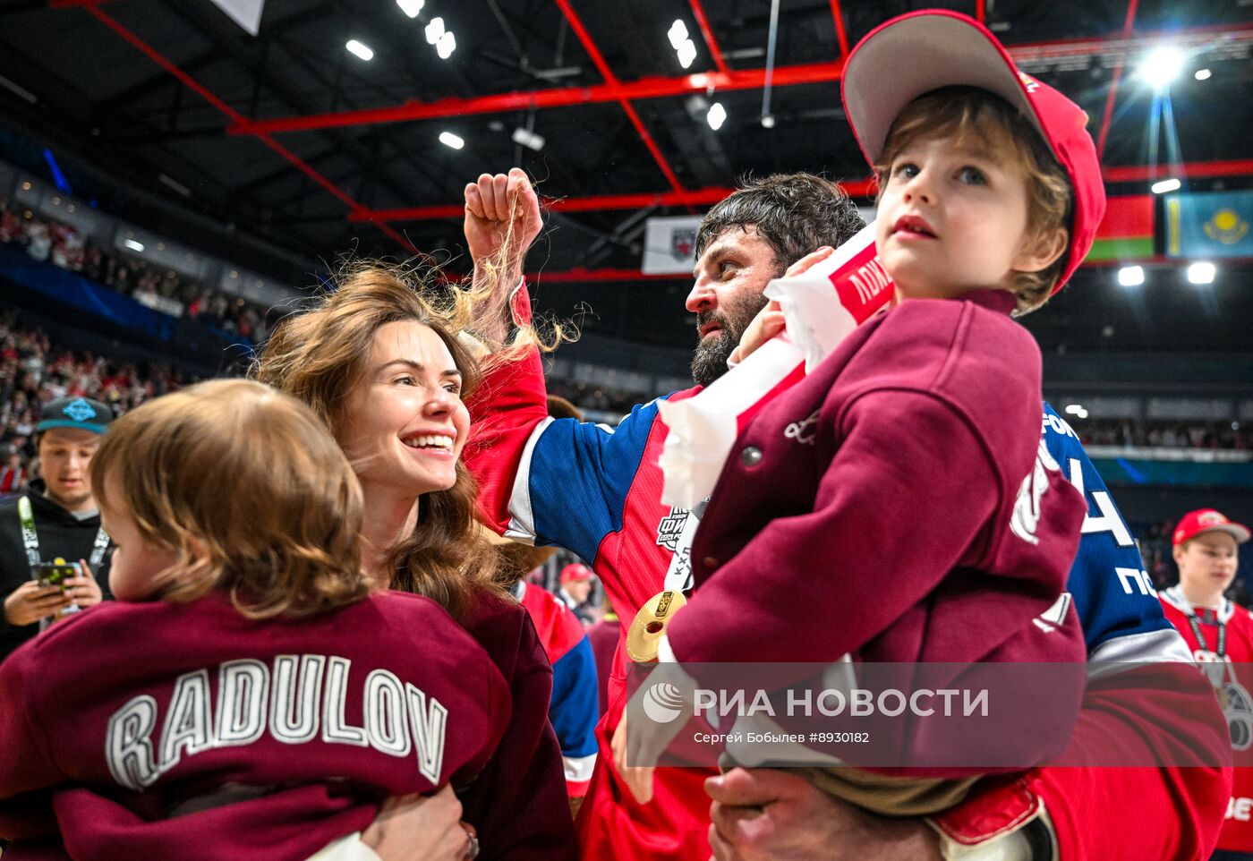 Хоккей. КХЛ. "Локомотив" (Ярославль) - "Трактор" (Челябинск)
