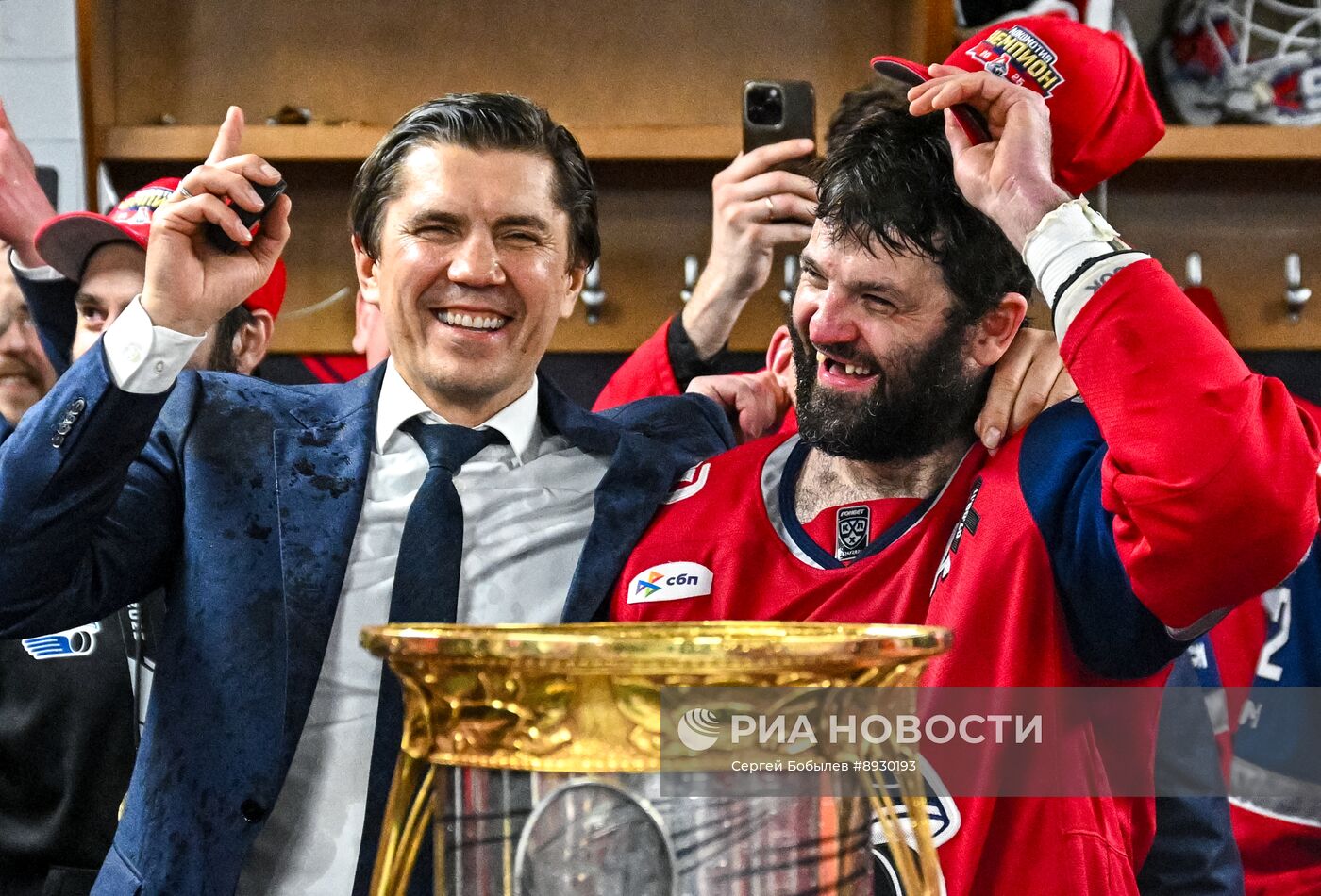 Хоккей. КХЛ. "Локомотив" (Ярославль) - "Трактор" (Челябинск)