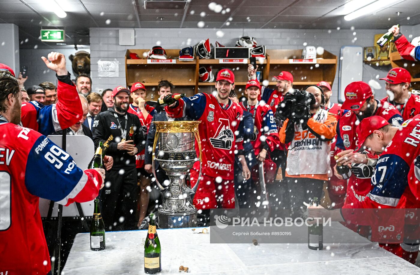 Хоккей. КХЛ. "Локомотив" (Ярославль) - "Трактор" (Челябинск)