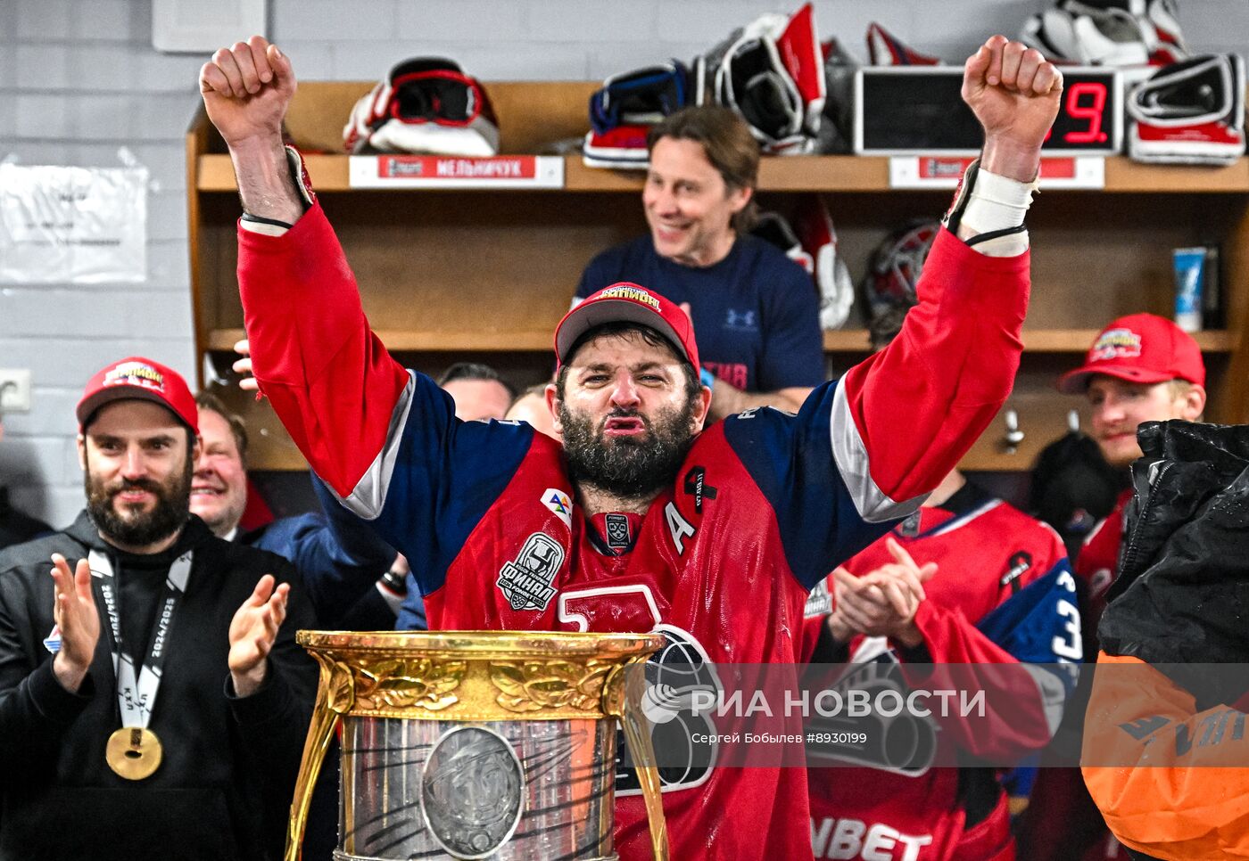 Хоккей. КХЛ. "Локомотив" (Ярославль) - "Трактор" (Челябинск)