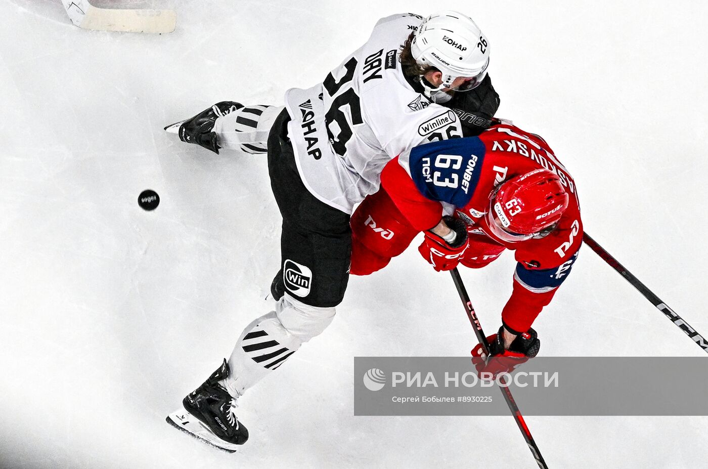 Хоккей. КХЛ. "Локомотив" (Ярославль) - "Трактор" (Челябинск)