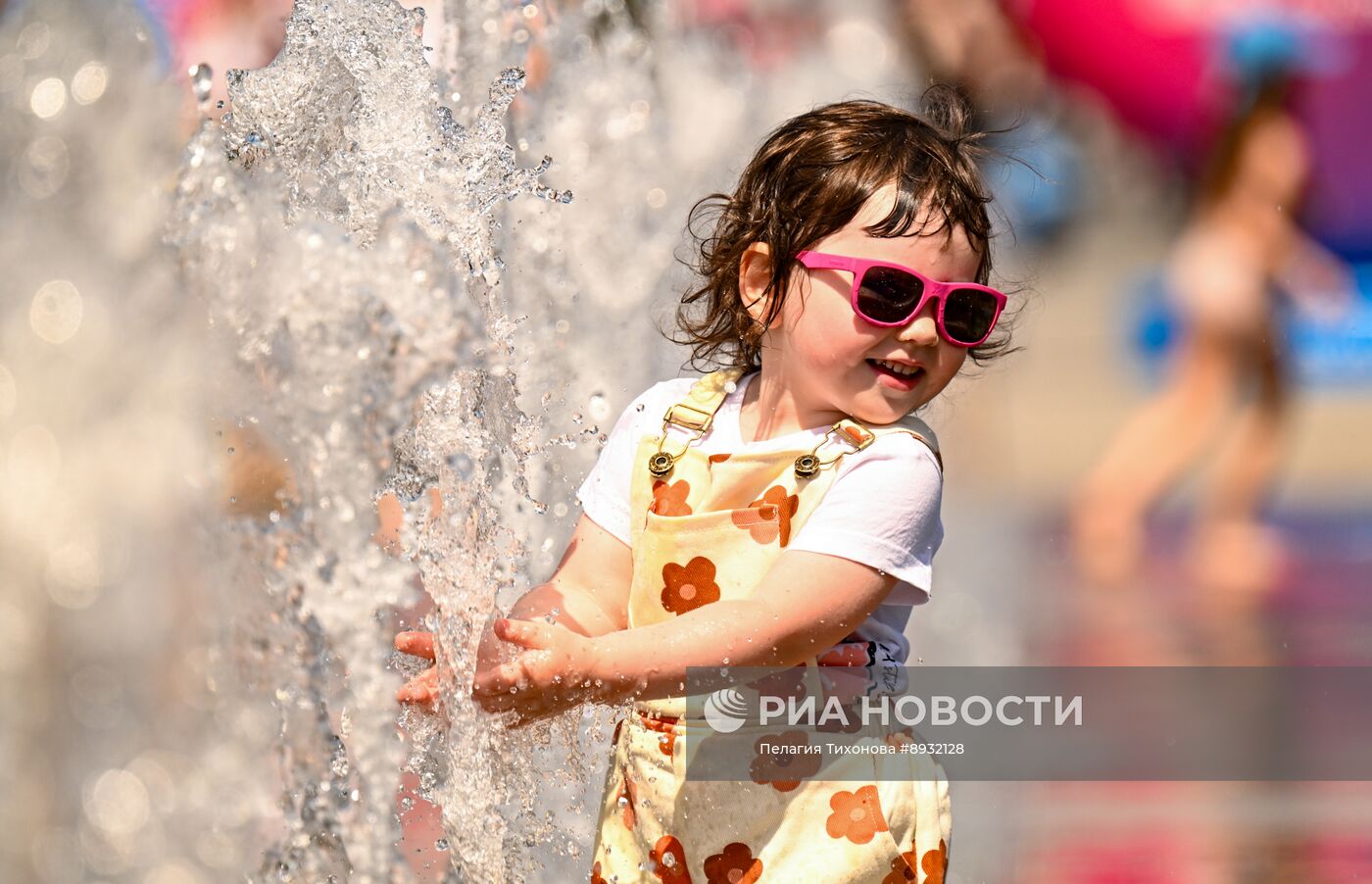 Жаркая погода в Москве 