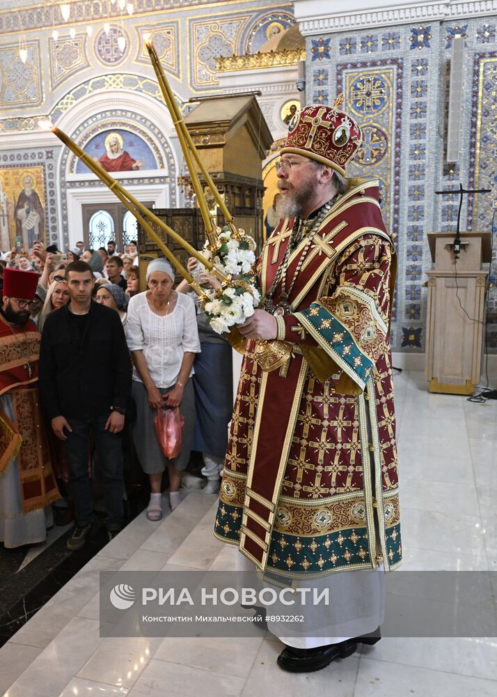 Празднование Дня крещения святого князя Владимира с его дружиной в Херсонесе
