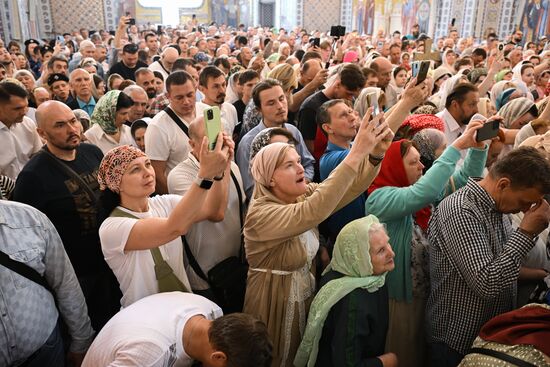 Празднование Дня крещения святого князя Владимира с его дружиной в Херсонесе