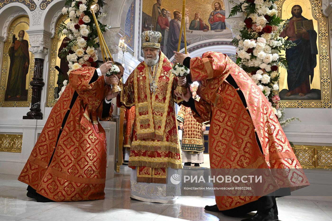 Празднование Дня крещения святого князя Владимира с его дружиной в Херсонесе