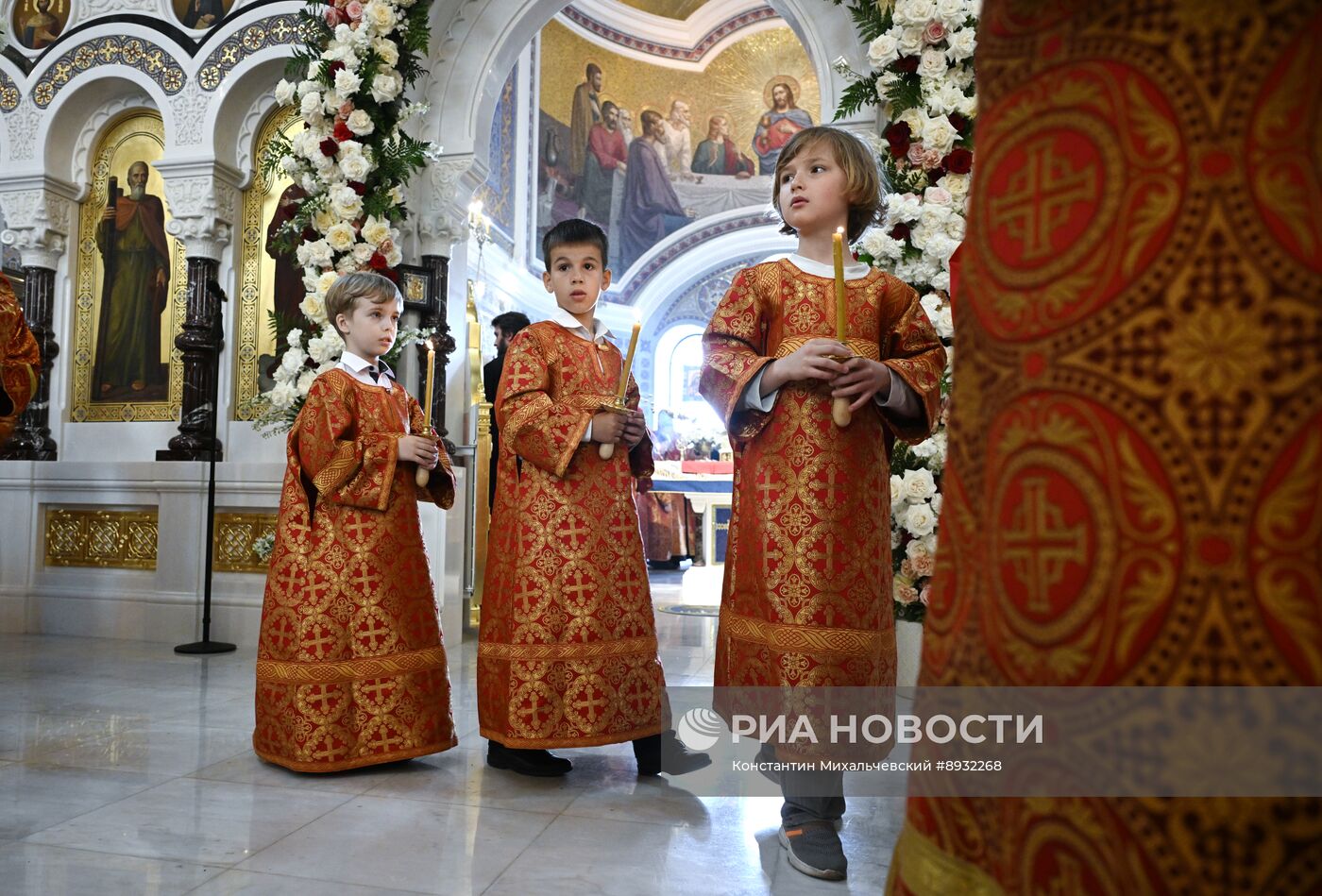 Празднование Дня крещения святого князя Владимира с его дружиной в Херсонесе