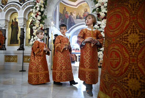 Празднование Дня крещения святого князя Владимира с его дружиной в Херсонесе