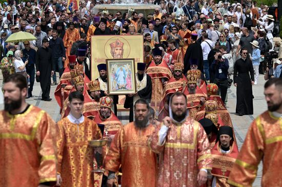 Празднование Дня крещения святого князя Владимира с его дружиной в Херсонесе