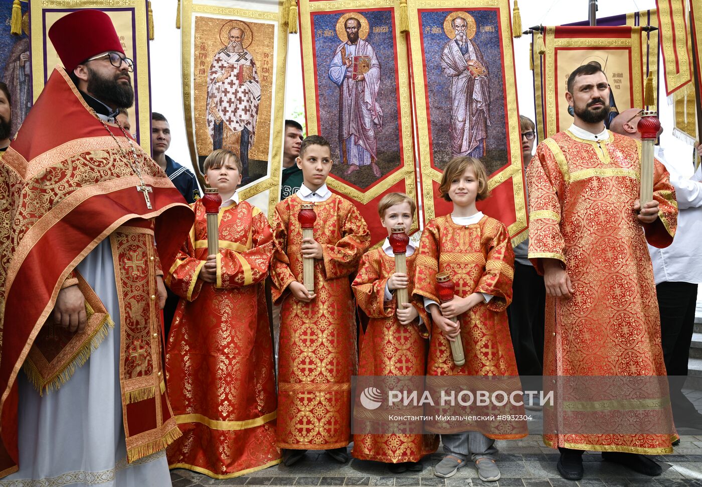 Празднование Дня крещения святого князя Владимира с его дружиной в Херсонесе