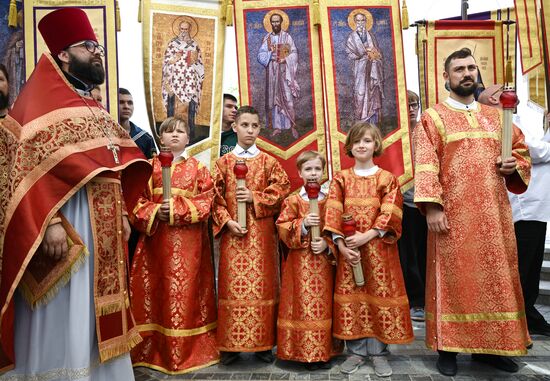 Празднование Дня крещения святого князя Владимира с его дружиной в Херсонесе