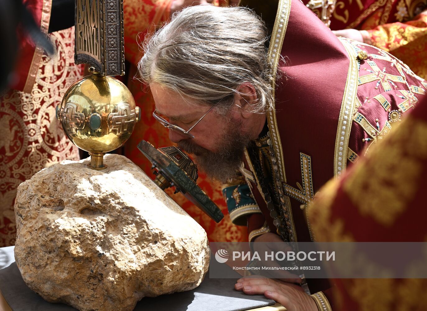 Празднование Дня крещения святого князя Владимира с его дружиной в Херсонесе