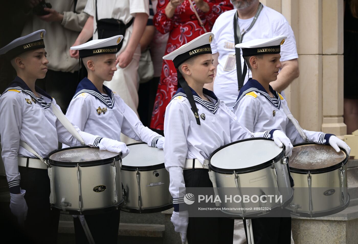 Празднование Дня крещения святого князя Владимира с его дружиной в Херсонесе