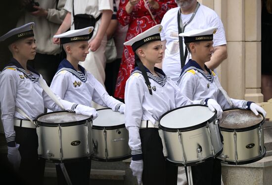 Празднование Дня крещения святого князя Владимира с его дружиной в Херсонесе