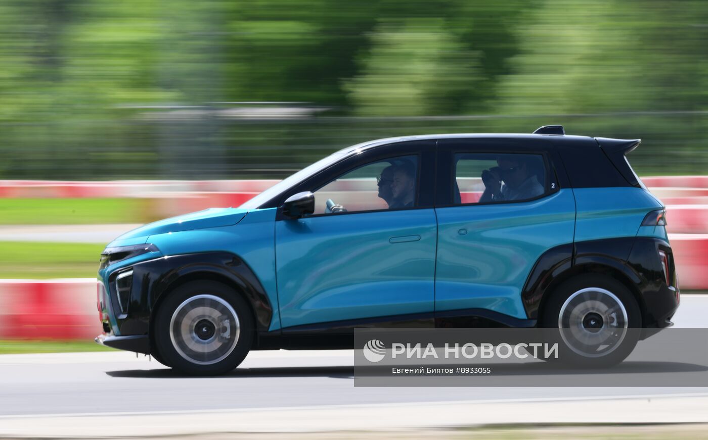 Тест-драйв электромобиля "Атом" 