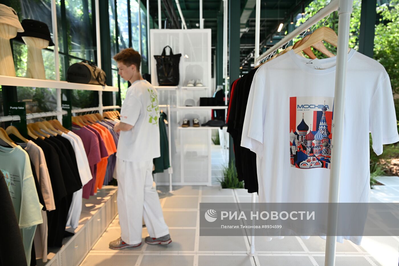 Павильон "Зеленый маркет" на Болотной площади