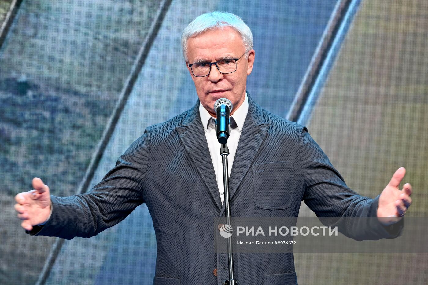 Церемония вручения премии "Хрустальный компас"