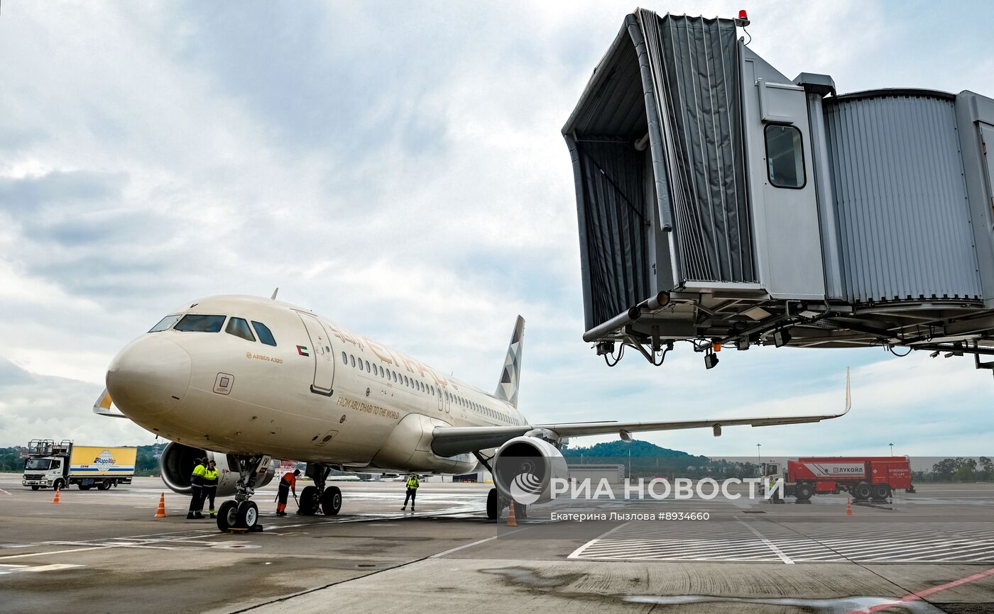 Запуск прямых авиарейсов между Сочи и Абу-Даби