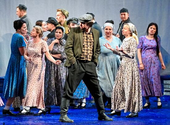 Закрытие фестиваля Российской национальной театральной премии "Золотая Маска" 