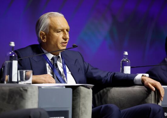 Конференция "Цифровая индустрия промышленной России"