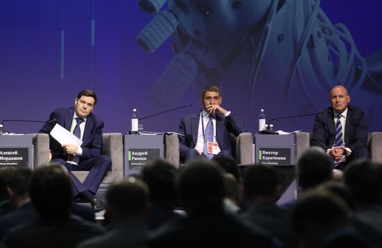 Конференция "Цифровая индустрия промышленной России" 