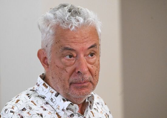 Спектакль "Полковнику никто не пишет"