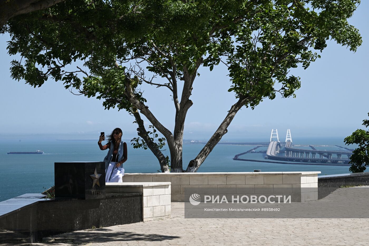 Города России. Керчь