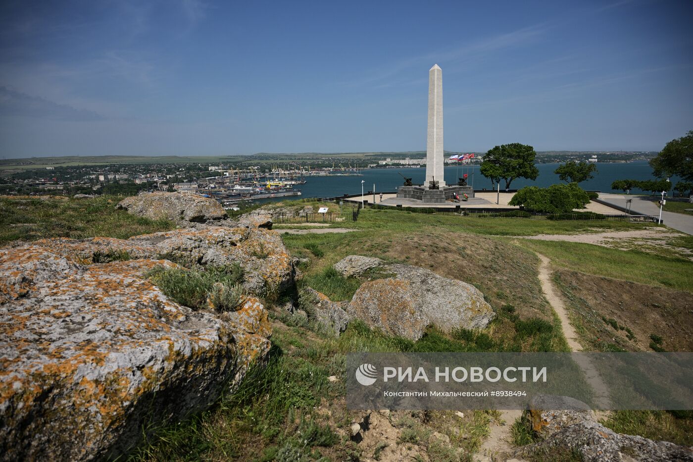 Города России. Керчь