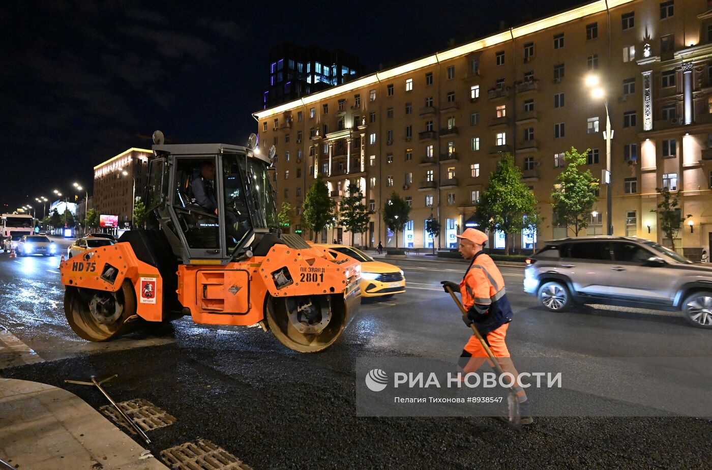 Замена асфальтового покрытия на Садовом кольце