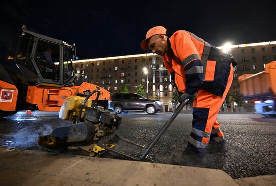 Замена асфальтового покрытия на Садовом кольце