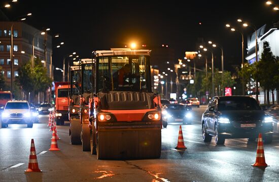 Замена асфальтового покрытия на Садовом кольце