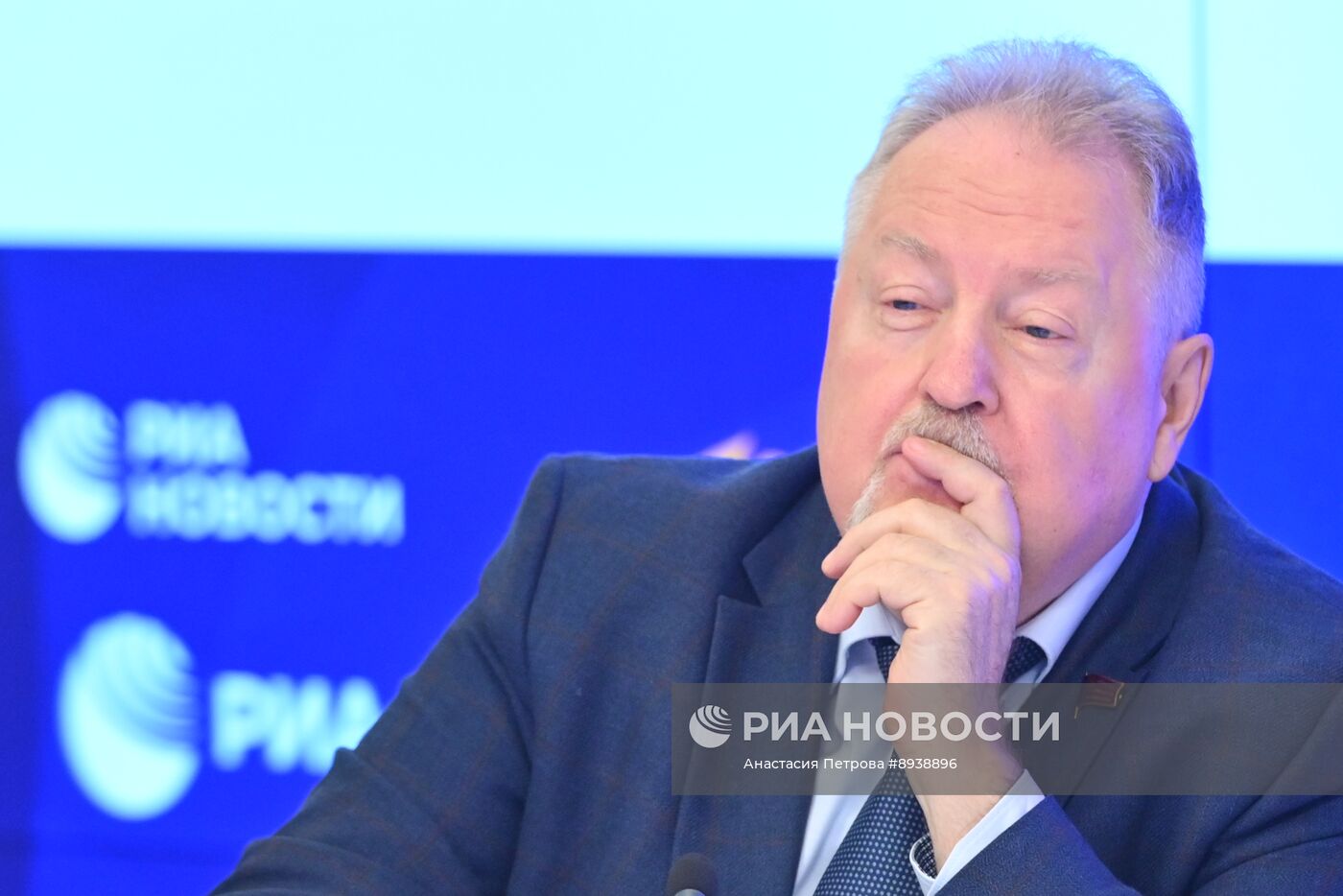 ММПЦ. Круглый стол на тему: "Единый день голосования 2025: как партии готовятся к выборам?"