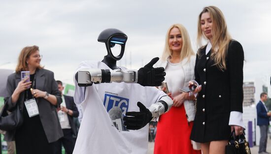 Конференция "Цифровая индустрия промышленной России" 