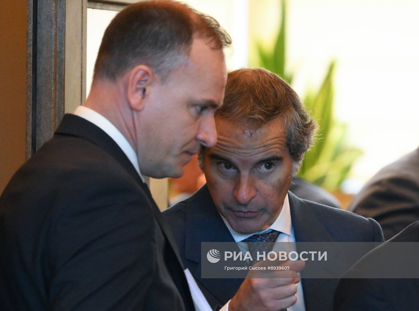 Встреча главы госкорпорации "Росатом" А. Лихачева и гендиректора МАГАТЭ Р. Гросси